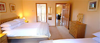 self catering scotland - bedroom